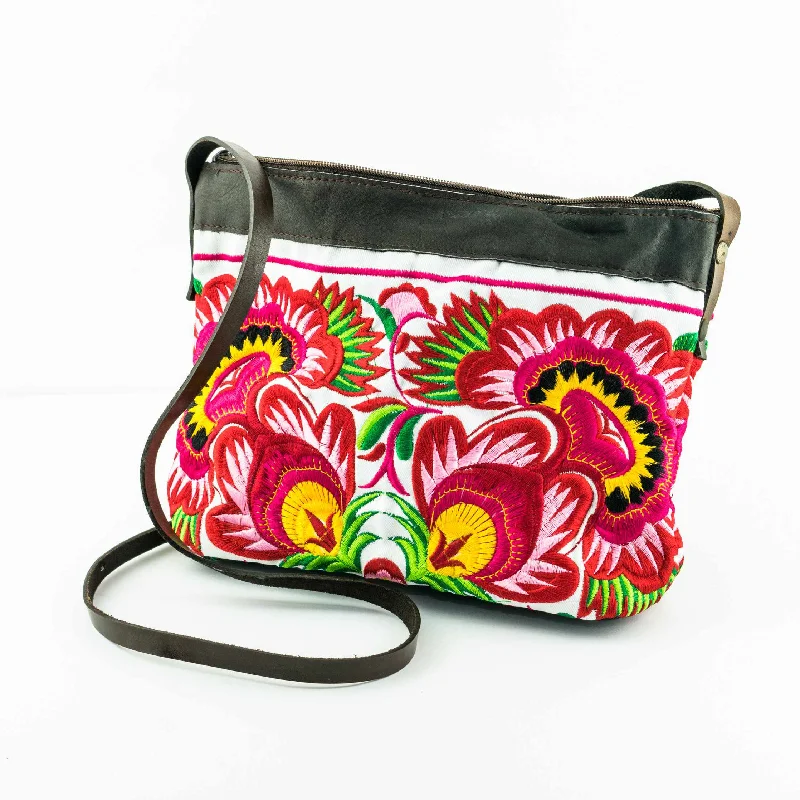 Lightweight Bags With Clearance Prices Latin Rose Embroidered Purse - Thailand