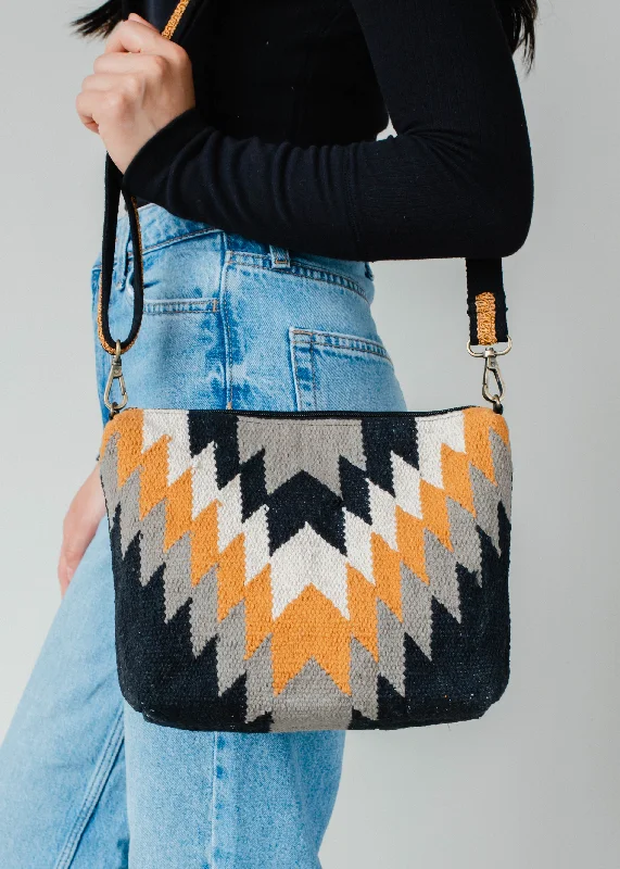 Elegant Fashion Offers WOVEN-560