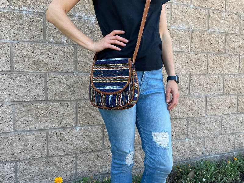 Stylish Savings Crossbody Oval - jaspe