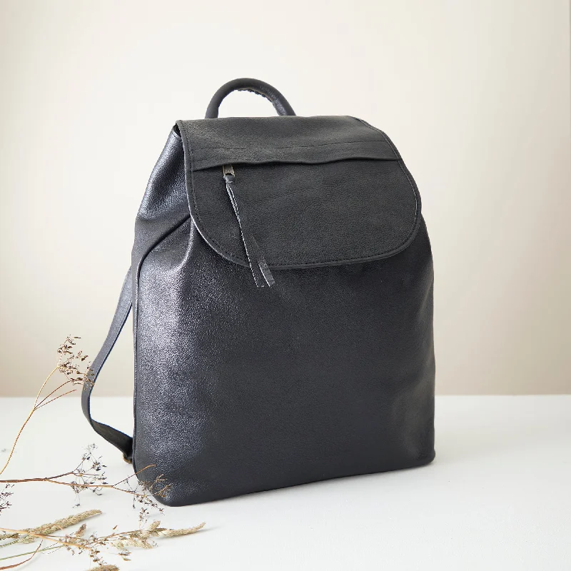 Uxury Designer Handbag Brands BATA Stylish Versatile Leather Rucksack Backpack