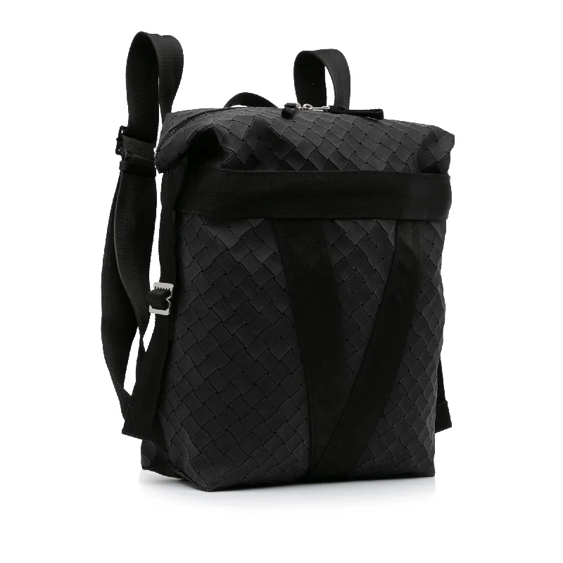 Lightweight Bags With Clearance Prices Bottega Veneta Intrecciato Fold Over Backpack (SHG-R22uZy)
