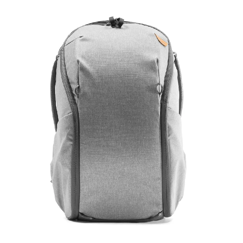 Luxury Bags Everyday Backpack Zip | 20L | Ash (PFAS)