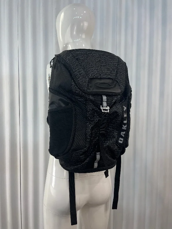 Luxury Bags On Sale Oakley Matte Link Backpack