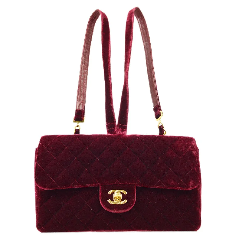 Versatile Bags That Suit Any Outfit Or Event Chanel * 1994-1996 Classic Flap Backpack Medium Velvet Bordeaux Versatile Bags That Suit Any Outfit Or Event Chanel * 1994-1996 Classic Flap Backpack Medium Velvet Bordeaux