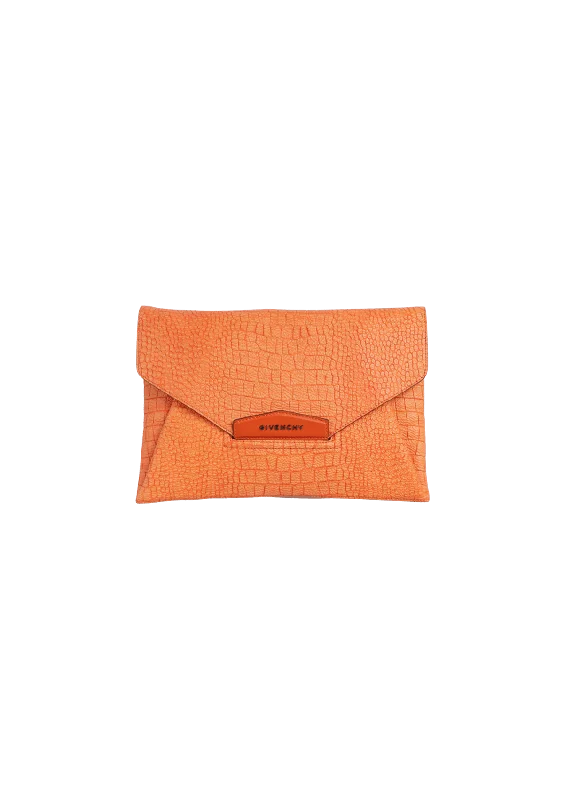 Seasonal Clearance Bags For Summer, Winter, Etc. ANTIGONA CLUTCH