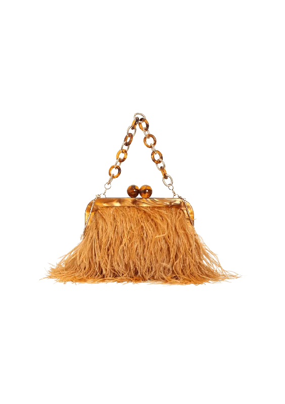 Stylish Bags For Fashion Bloggers CLUTCH EM PLUMAS