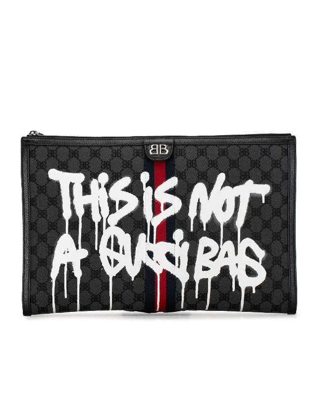 Versatile Bags That Suit Any Outfit Or Event Graffiti Print Leather Trim Clutch with Top Zip Closure Versatile Bags That Suit Any Outfit Or Event Graffiti Print Leather Trim Clutch with Top Zip Closure