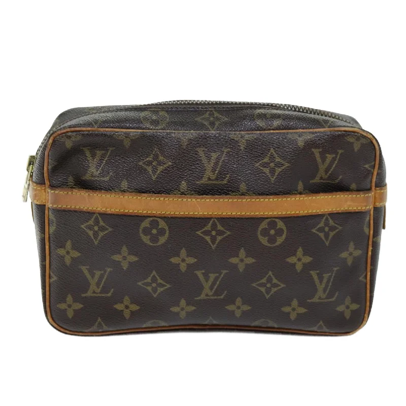 Bags For Minimalist And Functional Design Louis Vuitton Trousse de Toilette