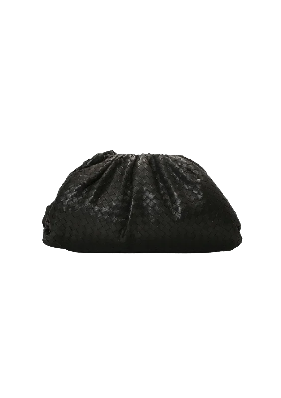 Bags For Playful And Chic Styles THE POUCH OVERSIZED