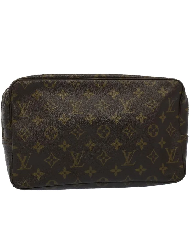 Luxurious But Budget-Friendly Bags Monogram Canvas Clutch Bag