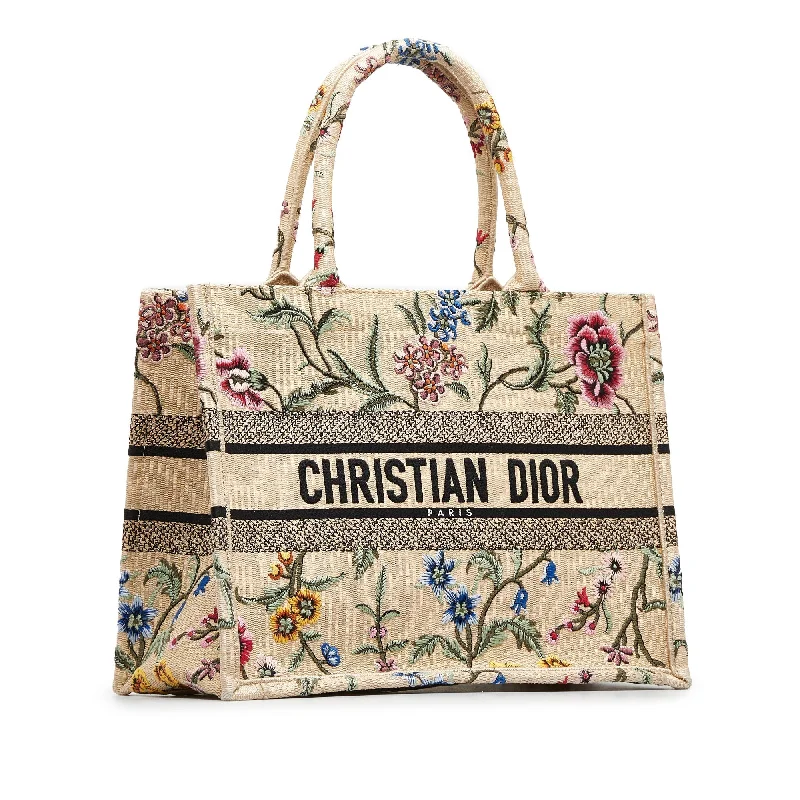 Versatile Bags That Suit Any Outfit Or Event DIOR Medium Petite Fleurs Raffia Book Tote Tote Bag Versatile Bags That Suit Any Outfit Or Event DIOR Medium Petite Fleurs Raffia Book Tote Tote Bag