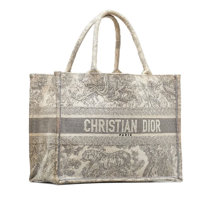 Stylish Bags For Fashion Influencers And Bloggers DIOR Medium Toile de Jouy Book Tote Tote Bag Stylish Bags For Fashion Influencers And Bloggers DIOR Medium Toile de Jouy Book Tote Tote Bag