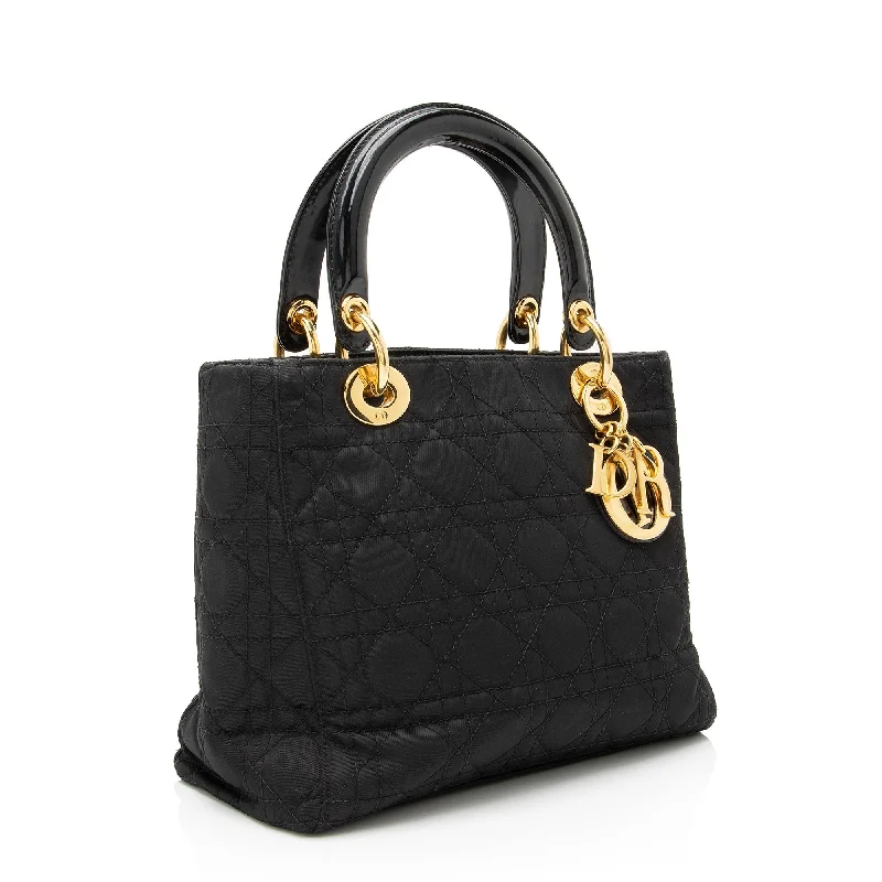 Bags For Free-Spirited And Artistic Styles Dior Vintage Nylon Lady Dior Medium Tote (SHF-23881) Bags For Free-Spirited And Artistic Styles Dior Vintage Nylon Lady Dior Medium Tote (SHF-23881)