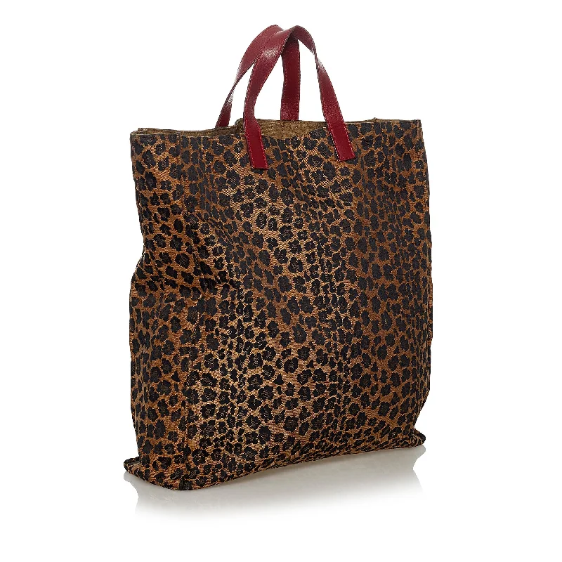 Compact Bags For Minimalist Travelers Fendi Leopard Print Nylon Tote Bag (SHG-33460) Compact Bags For Minimalist Travelers Fendi Leopard Print Nylon Tote Bag (SHG-33460)