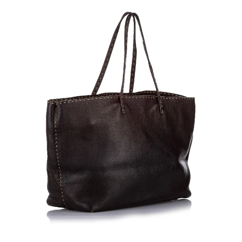 Luxury Bags For Working Professionals Fendi Selleria Leather Tote Bag (SHG-19410)