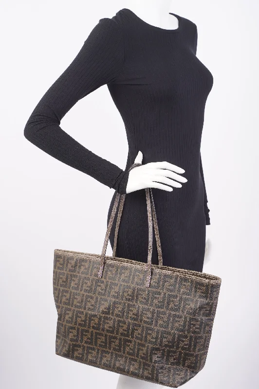 Uxury Designer Handbag Brands Fendi Zipped Tote Bag Zucca Print / Purple Canvas