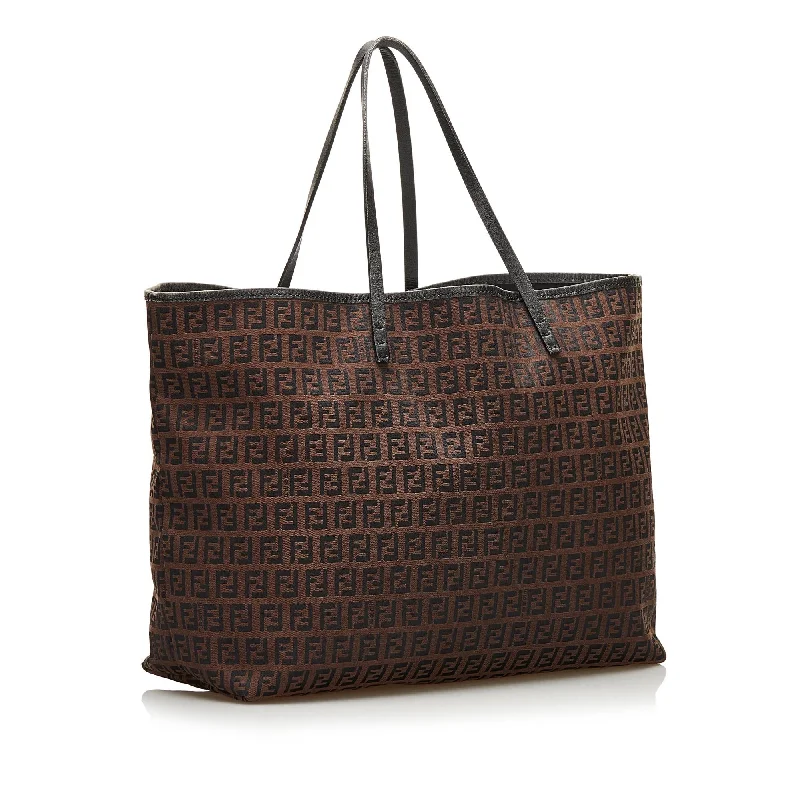 Affordable Bags For Budget Shoppers Fendi Zucchino Canvas Tote Bag (SHG-35840)