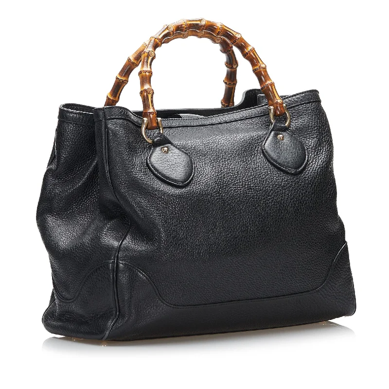 Trendy Bags For Women And Men In 2025 Gucci Bamboo Diana Leather Tote Bag (SHG-ujWbaY) Trendy Bags For Women And Men In 2025 Gucci Bamboo Diana Leather Tote Bag (SHG-ujWbaY)