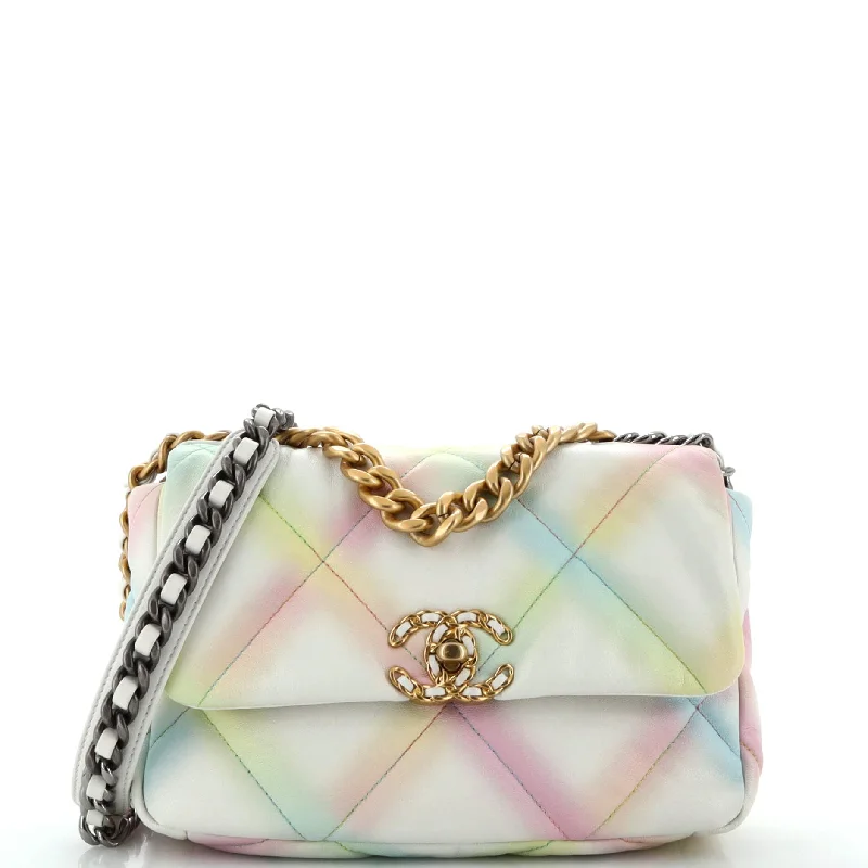 Bags For Playful And Chic Styles 19 Flap Bag Quilted Multicolor Leather Medium