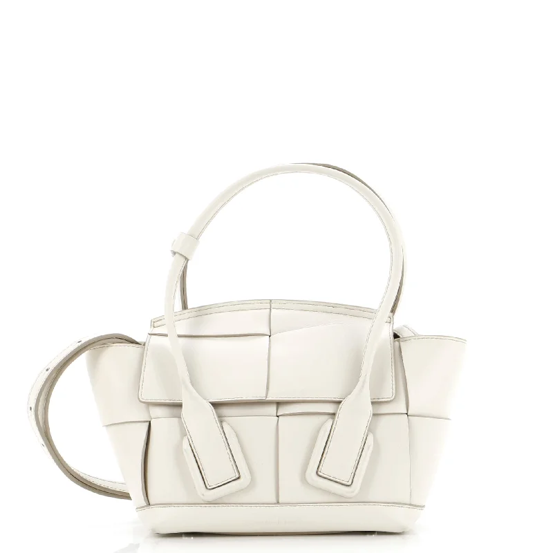 Odor-Resistant And Budget Bags Arco Bag Maxi Intrecciato Leather Mini