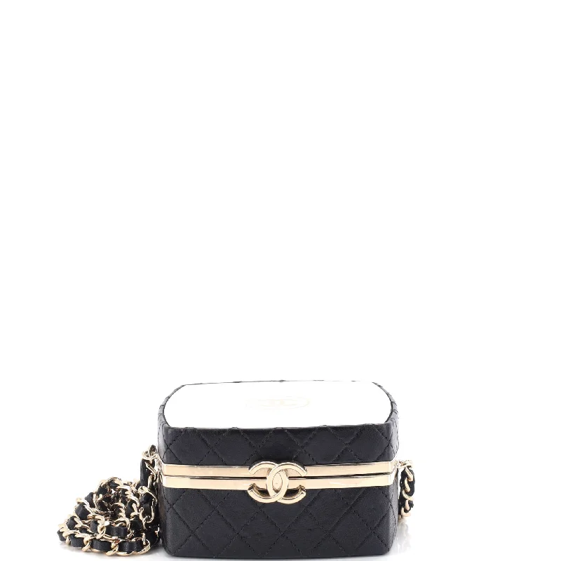 Flash Sales On Premium And High-Quality Bags CC Make-Up Box Clutch with Chain Quilted Lambskin and Metal Small Flash Sales On Premium And High-Quality Bags CC Make-Up Box Clutch with Chain Quilted Lambskin and Metal Small