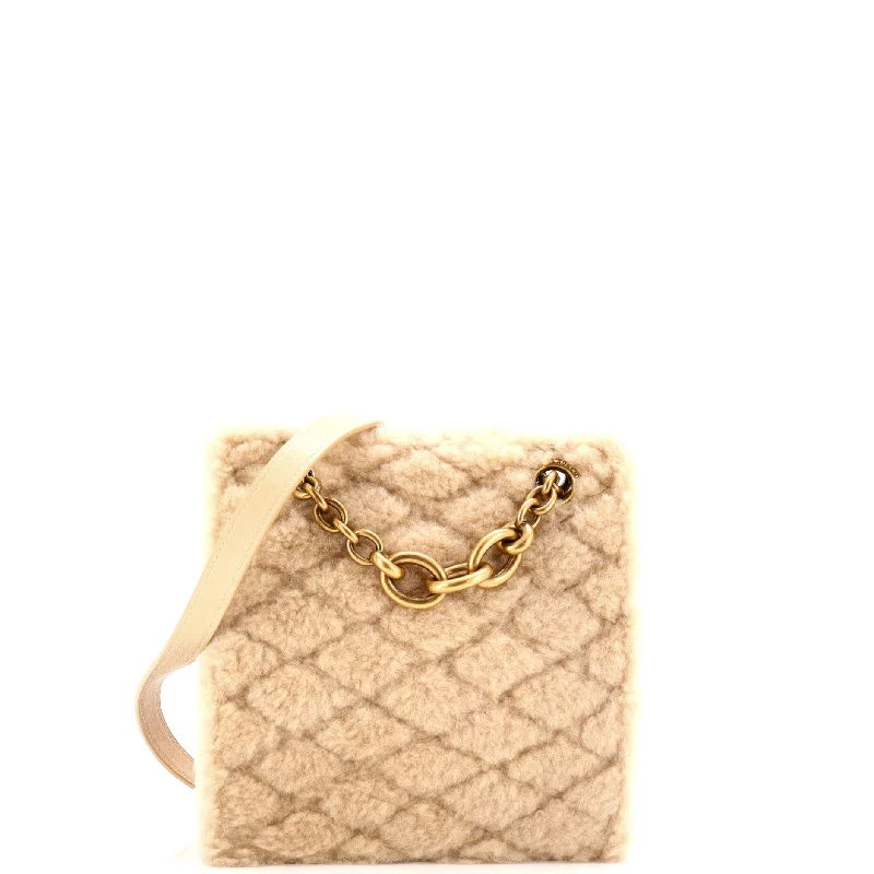 Vintage-Inspired Le Maillon Chain Shoulder Bag Quilted Shearling Small