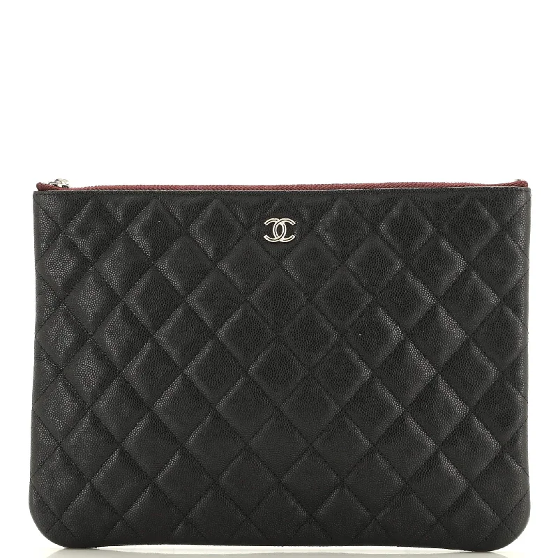 Trendy Festival Bags With Limited-Time Offers O Case Clutch Quilted Caviar Medium