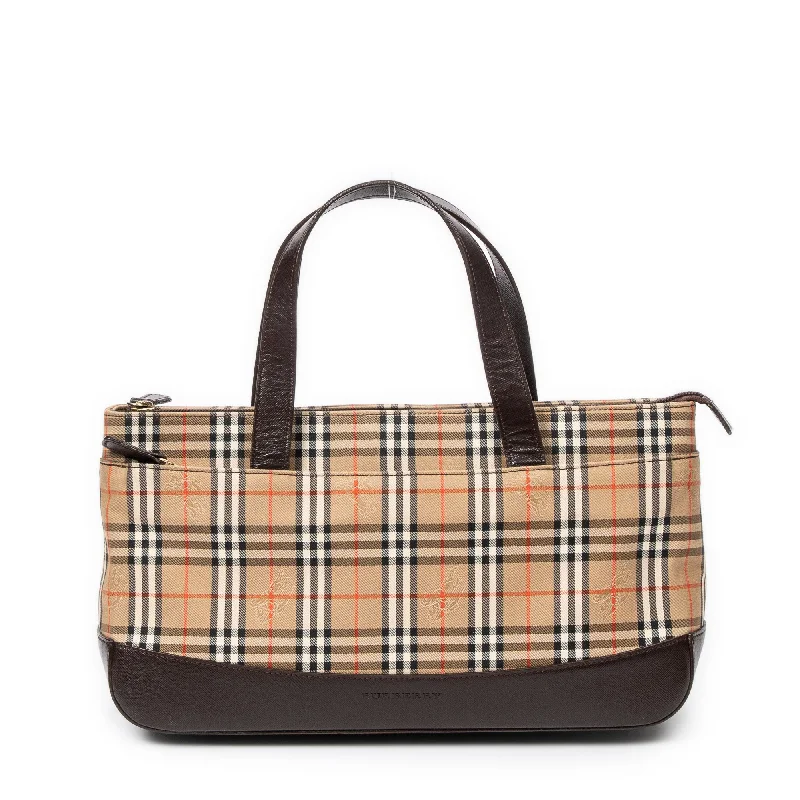 Spacious And Discounted Bags Rectangular Zip Tote