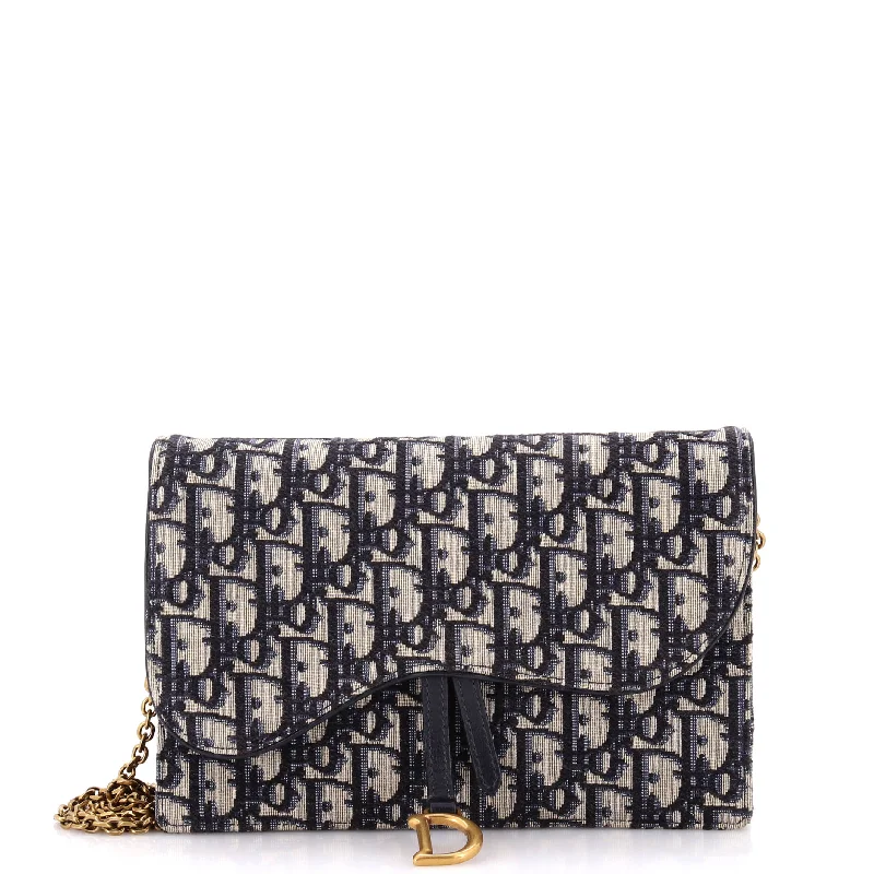Glamorous Bags For Evening Events And Parties Saddle Chain Clutch Oblique Canvas