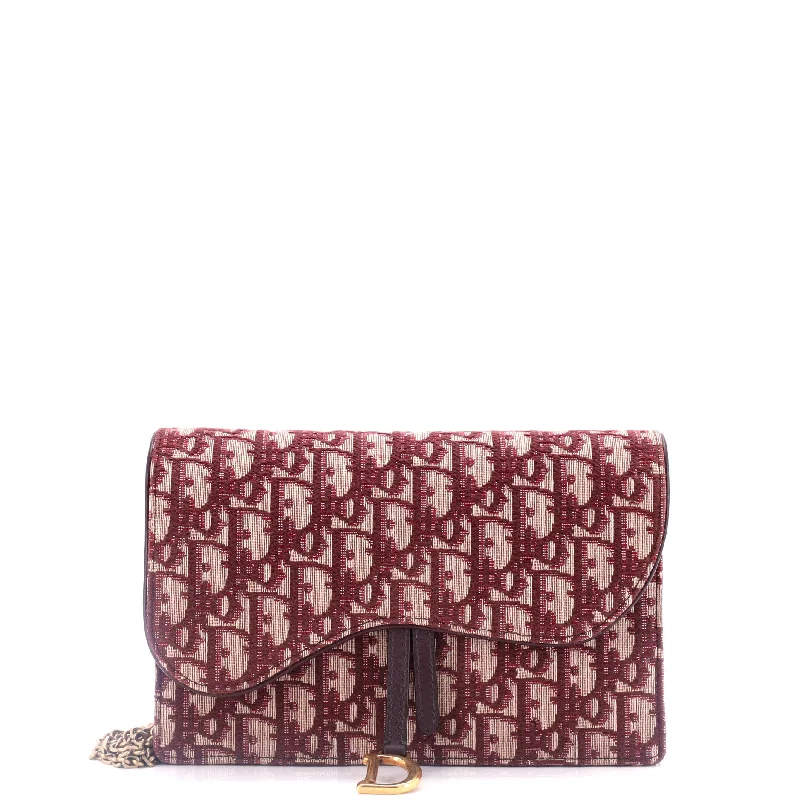 Luxurious But Budget-Friendly Bags Saddle Chain Clutch Oblique Canvas