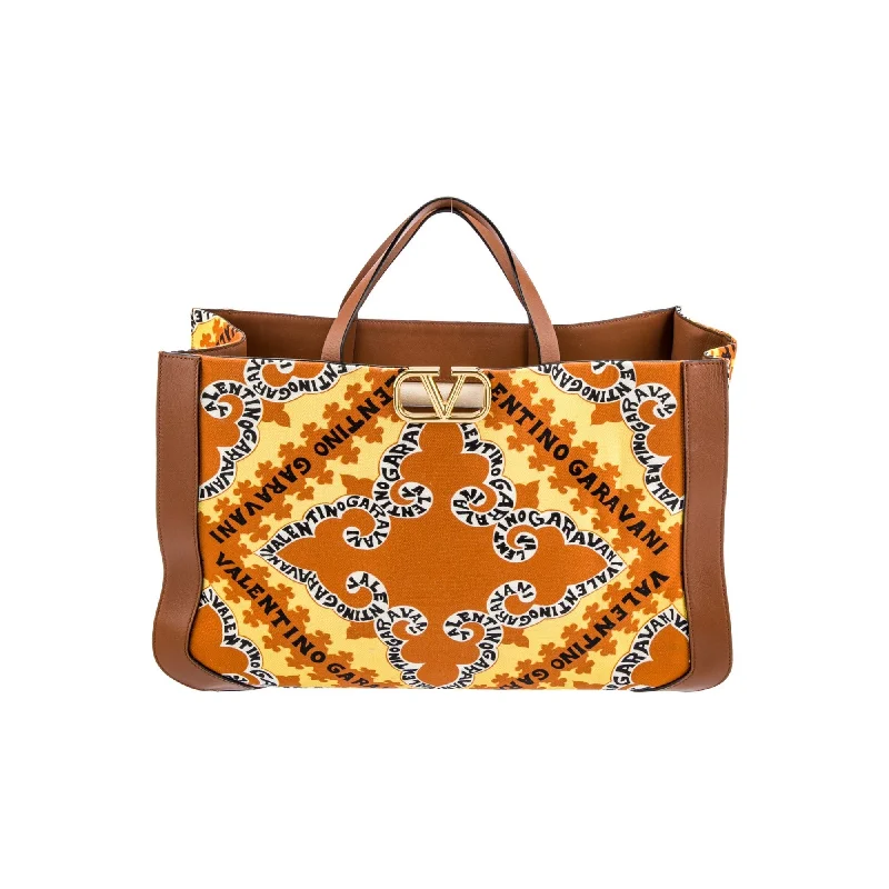 Party Bags For New Year's Eve And Special Occasions Valentino Garavani V'logo Tote Bag Party Bags For New Year's Eve And Special Occasions Valentino Garavani V'logo Tote Bag