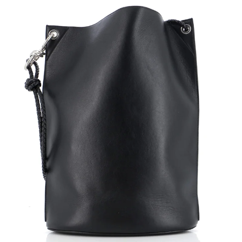 Chic And Clearance-Priced Tote Bags Knot Bucket Shoulder Bag Leather Medium